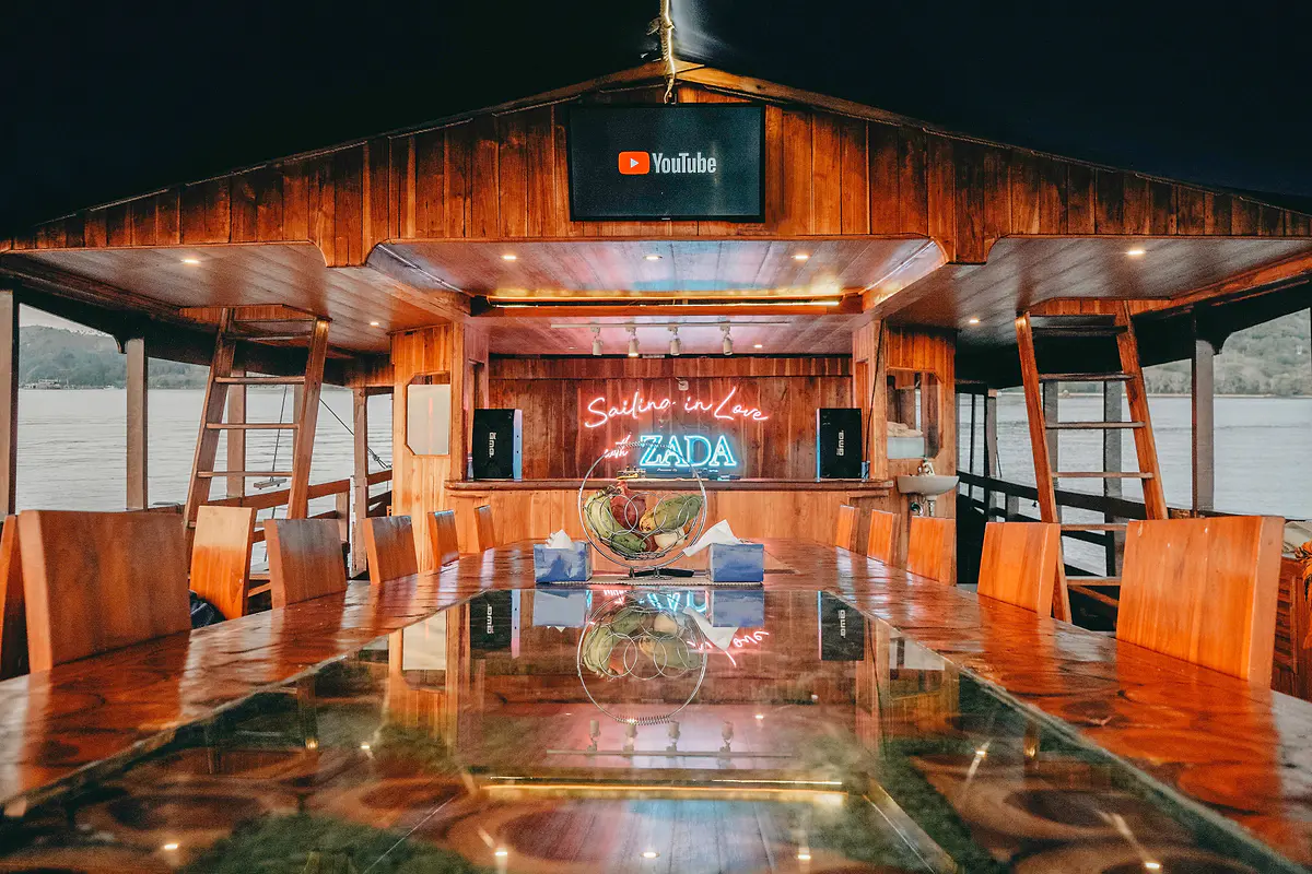 Zada Ulla Liveaboard - Luxury Phinisi Komodo Charter 2026